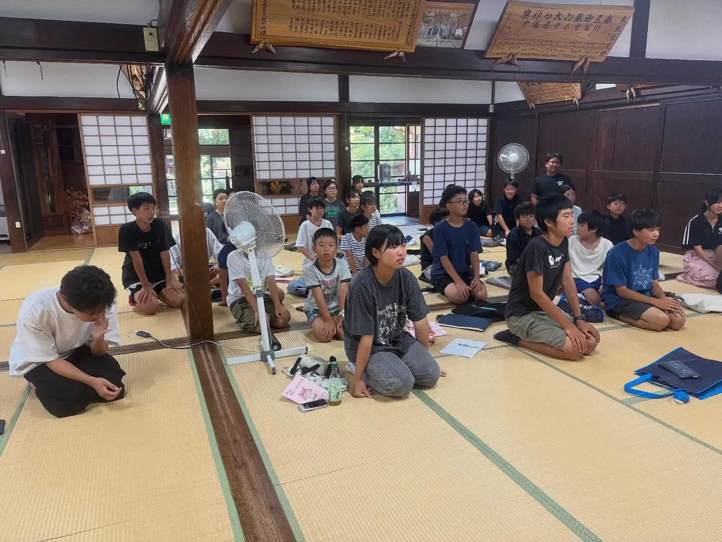 今日から40名弱の生徒と一緒に御岳山で3泊の強化合宿がスター...